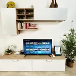 The Place 2, Qerret 아파트 골렘