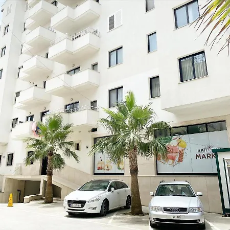 The Place 2, Qerret גולם