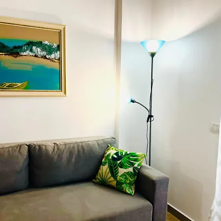 The Place 2, Qerret Apartamento *